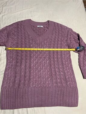 Suzy Shier Dusty Mauve Cable V-Neck Sweater